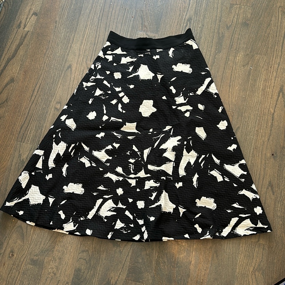Banana Republic black and white skirt, 4